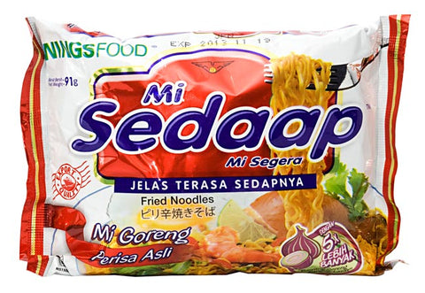 Fried noodles by Mie Sedaap