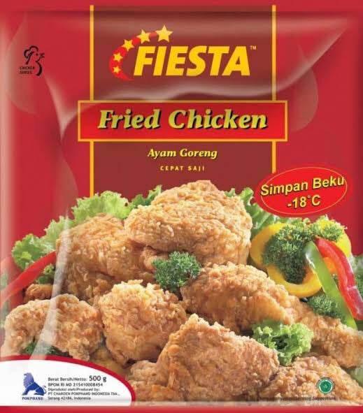 Fiesta Fried Chicken Ayam Goreng package with crispy fried chicken pieces and fresh vegetables