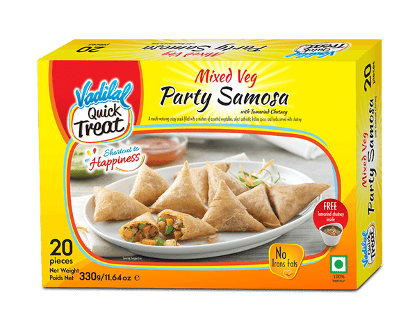 Vadilal Quick Treat Mixed Veg Party Samosa box with 20 pieces, tamarind chutney, vegetarian snack
